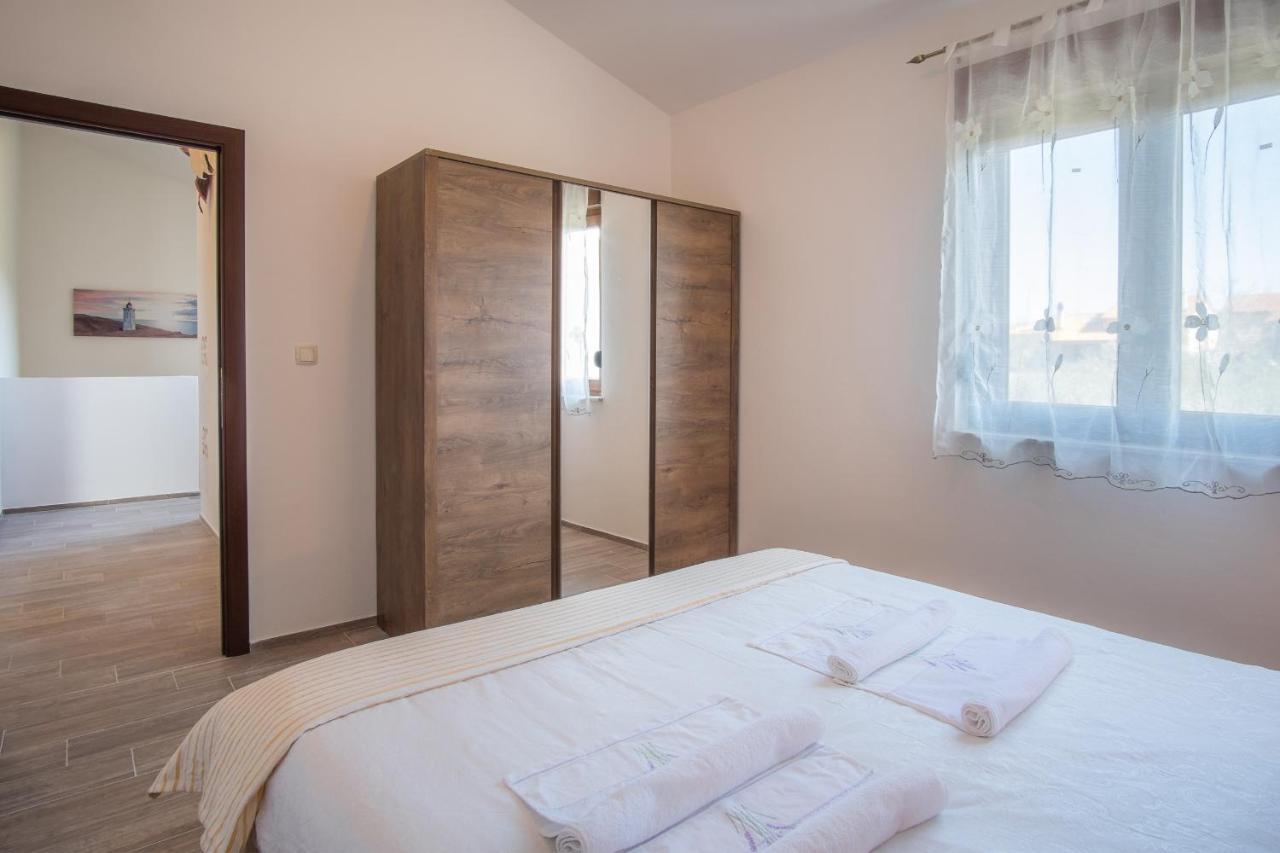 Villa Dijana East Linardići Buitenkant foto